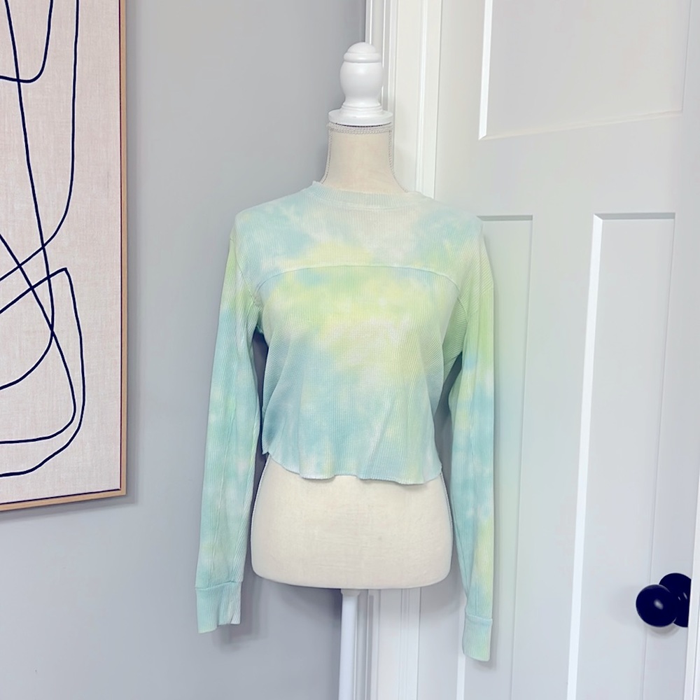 Tie Dye Thermal Crop Tee - Junior’s XS